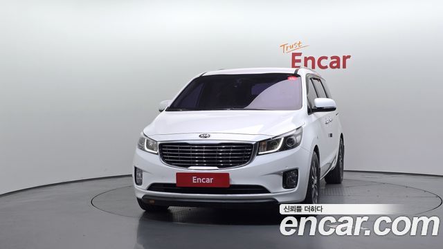 Kia Canival 2016 — photo 3
