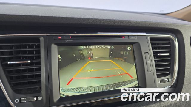 Kia Canival 2016 — photo 16