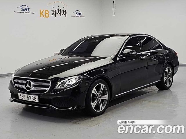 Mercedes-Benz E-Class 2019 — photo 1