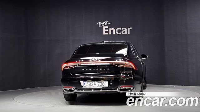 Hyundai Grandeur 2022 — photo 4