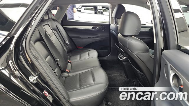 Hyundai Grandeur 2022 — photo 18