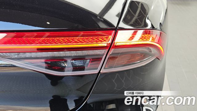 Hyundai Grandeur 2022 — photo 9
