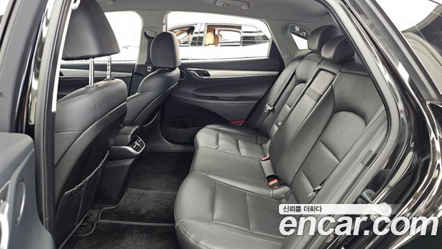 Hyundai Grandeur 2022 — photo 16