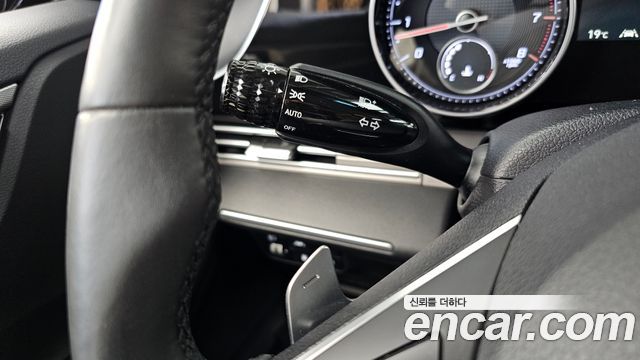 Hyundai Grandeur 2022 — photo 28