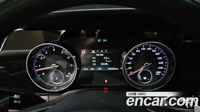 Hyundai Grandeur 2022 — photo 11