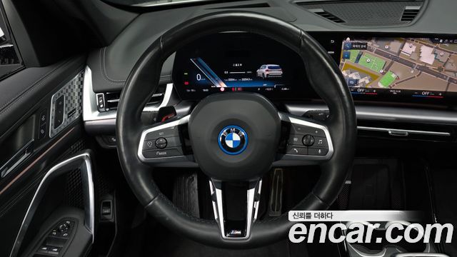 BMW iX1 2023 — photo 19