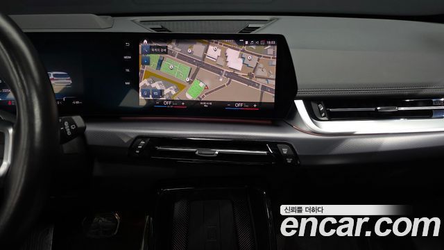 BMW iX1 2023 — photo 20