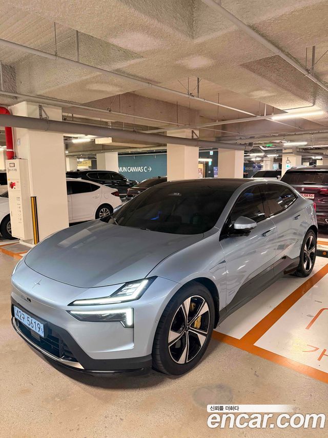 Polestar Polestar 4 2025 — photo 3
