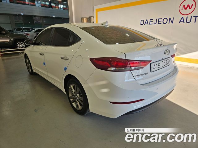 Hyundai AVANTE 2016 — photo 4
