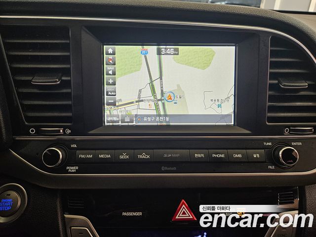 Hyundai AVANTE 2016 — photo 9