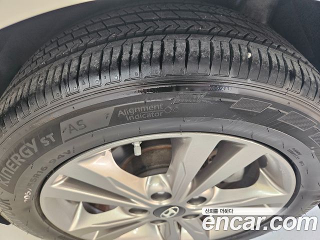 Hyundai AVANTE 2016 — photo 16