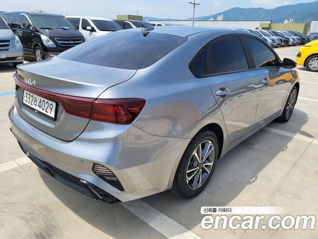 Kia K3 2022 — photo 4
