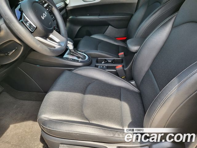 Kia K3 2022 — photo 8
