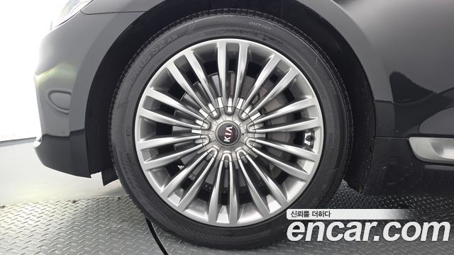 Kia K9 2019 — photo 5