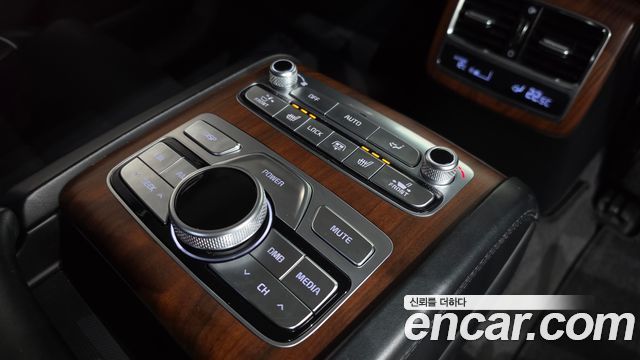 Kia K9 2019 — photo 32