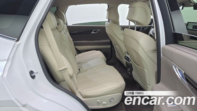 Genesis GV80 2023 — photo 17