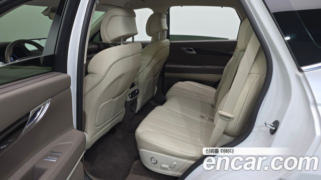 Genesis GV80 2023 — photo 25