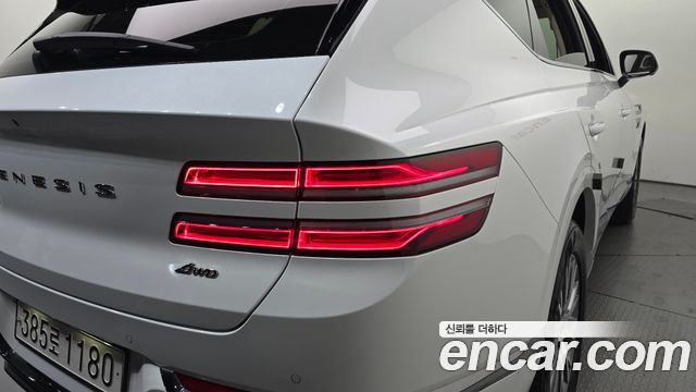 Genesis GV80 2023 — photo 9