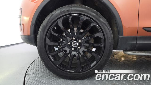 Land Rover Discovery 2019 — photo 5