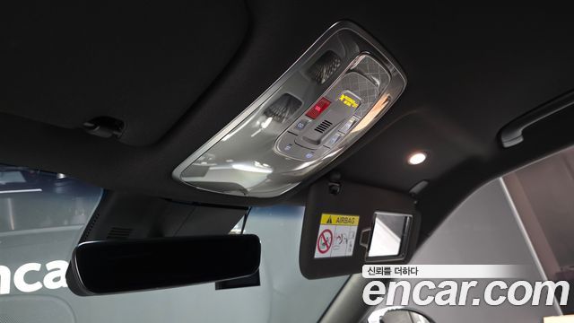 Genesis GV60 2022 — photo 24