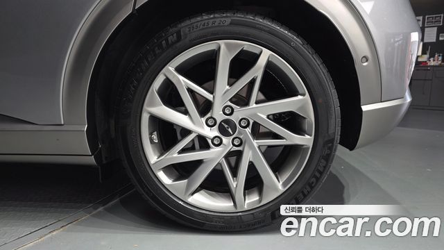 Genesis GV60 2022 — photo 7
