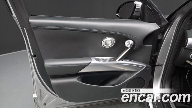 Genesis GV60 2022 — photo 14