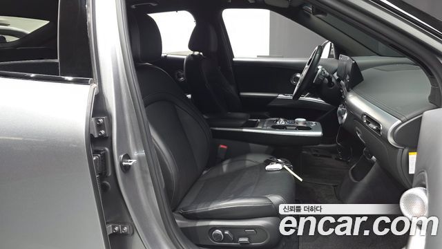 Genesis GV60 2022 — photo 16