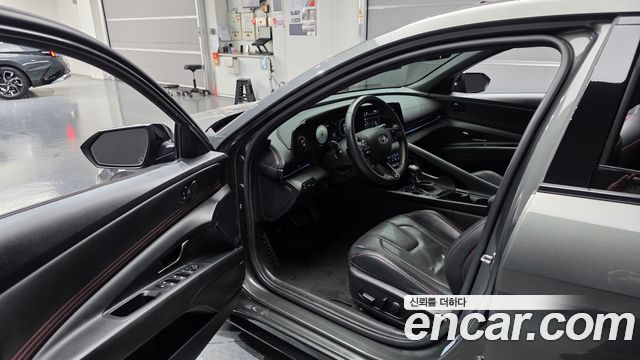 Hyundai AVANTE 2021 — photo 13