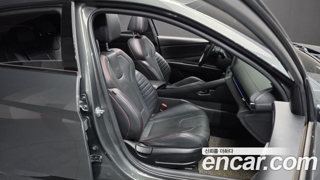 Hyundai AVANTE 2021 — photo 16
