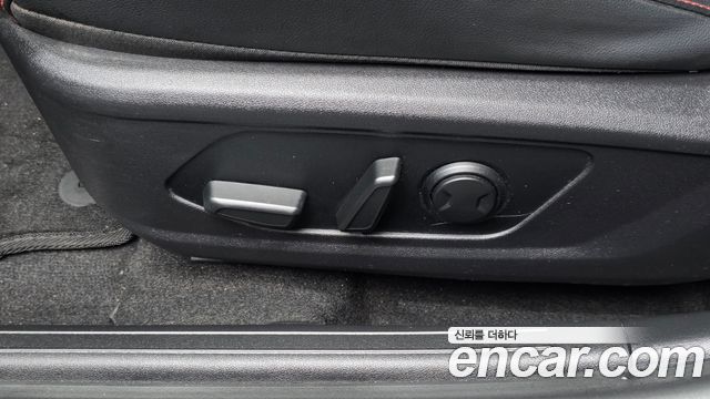 Hyundai AVANTE 2021 — photo 31