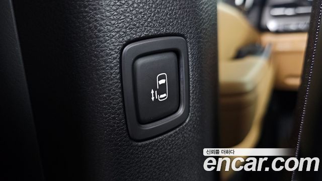 Kia Canival 2023 — photo 25