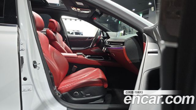 Genesis G80 2022 — photo 16