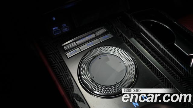 Genesis G80 2022 — photo 28