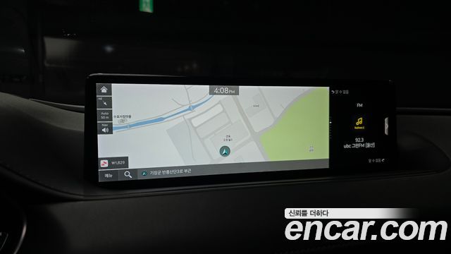 Genesis G80 2022 — photo 33