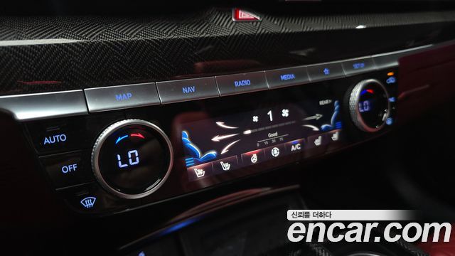 Genesis G80 2022 — photo 34