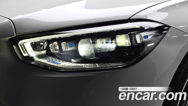 Mercedes-Benz S-Class 2022 — photo 8