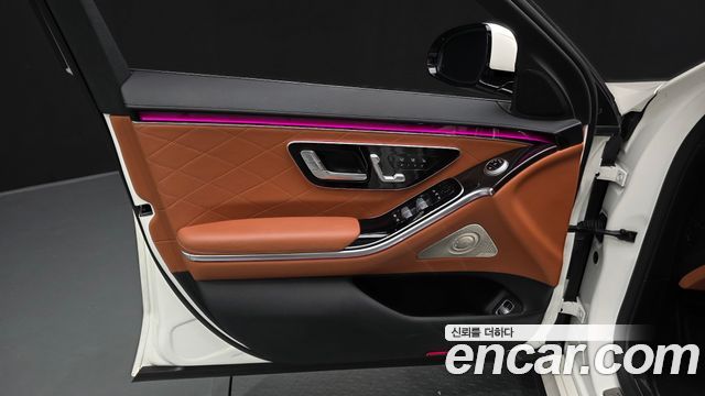 Mercedes-Benz S-Class 2022 — photo 14