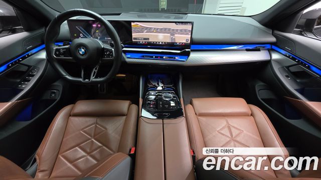 BMW 5-Series 2024 — photo 10