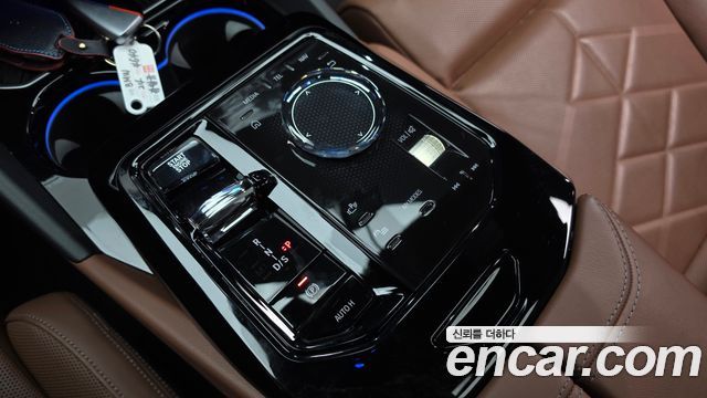 BMW 5-Series 2024 — photo 12