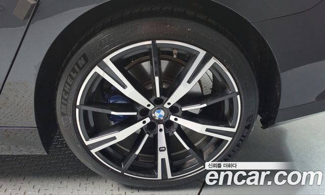 BMW 5-Series 2024 — photo 7