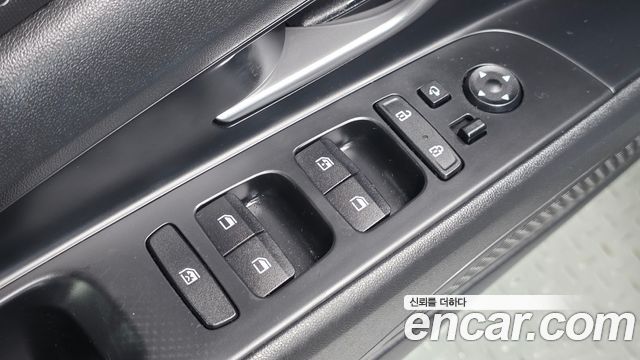 Hyundai AVANTE 2021 — photo 12