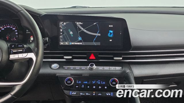 Hyundai AVANTE 2021 — photo 17