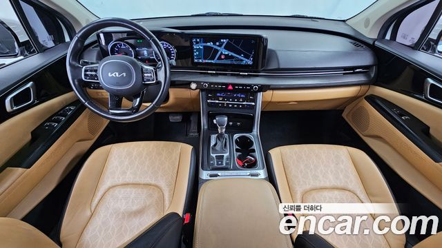 Kia Canival 2023 — photo 7