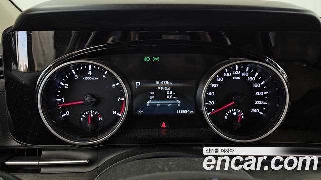 Kia Canival 2023 — photo 8
