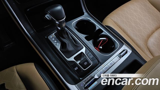 Kia Canival 2023 — photo 9