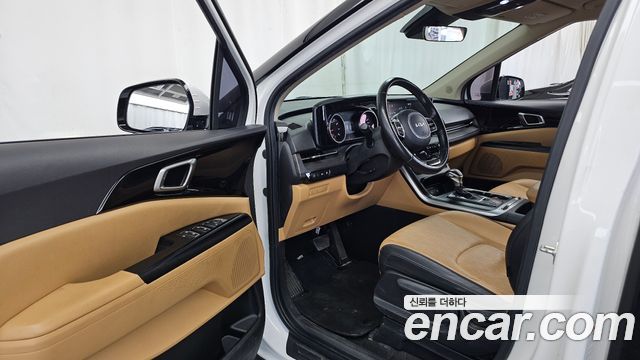 Kia Canival 2023 — photo 10