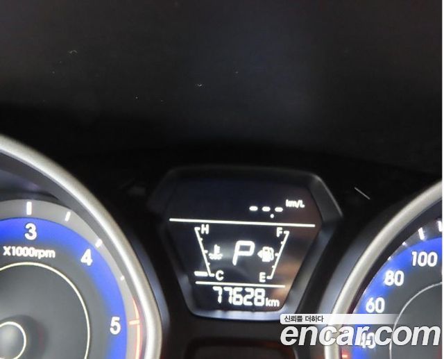 Hyundai AVANTE 2014 — photo 5