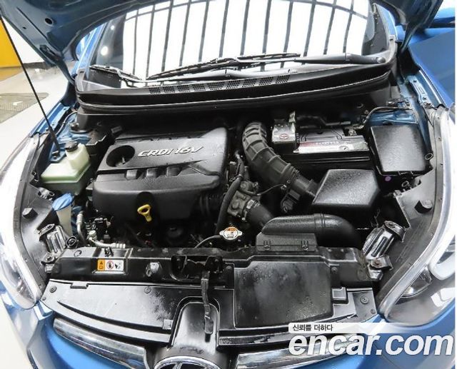 Hyundai AVANTE 2014 — photo 20