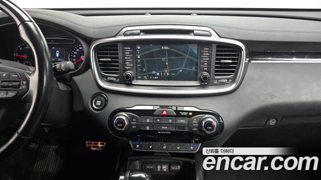 Kia Sorento 2017 — photo 19