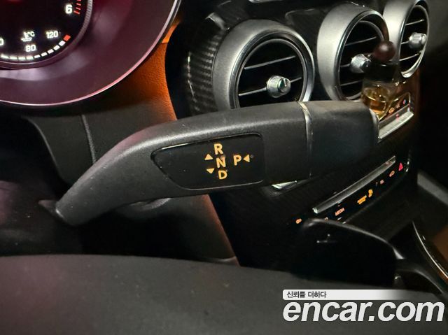 Mercedes-Benz GLC-Class 2017 — photo 9